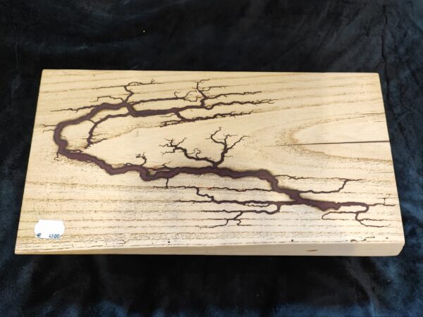 Planche présentation alimentaire essence châtaignier