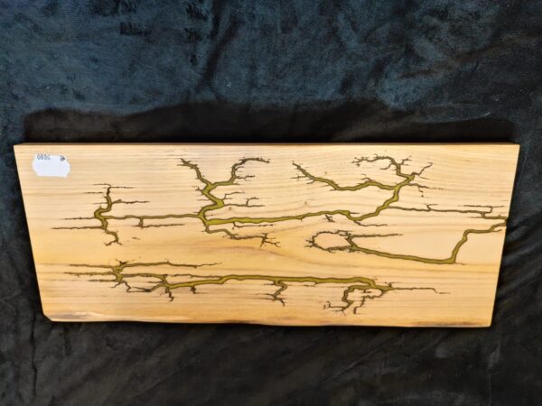 Planche présentation alimentaire essence châtaignier